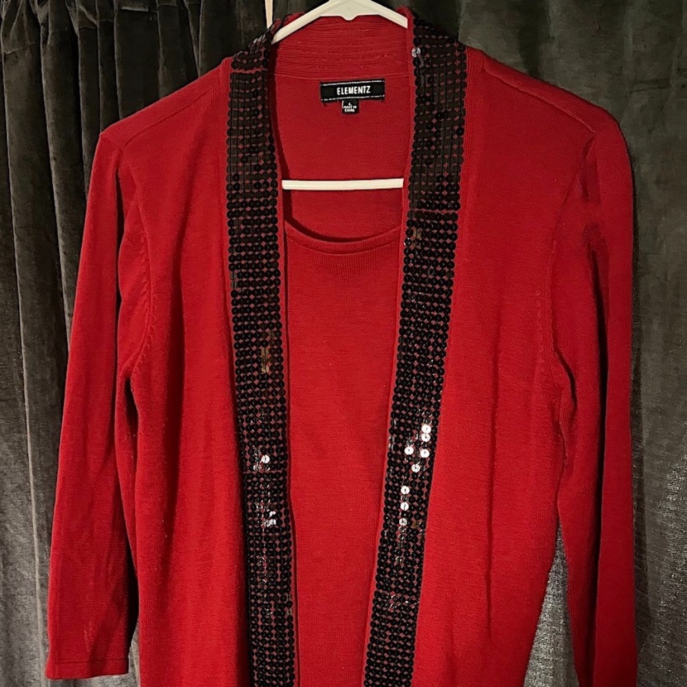 ELEMENTZ RED WITH BLACK SEQUINS CONNECTED LONG SLEEVE OPEN SWEATER SHIRT LARGE